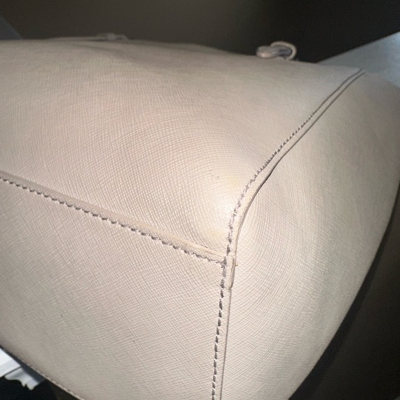 Tory Burch Tote Bag - Picture 9 of 14